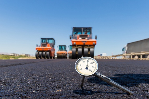 Asfalty wysokomodyfikowane HiMA w praktyce: wyzwania temperaturowe